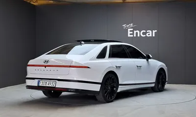 Hyundai Grandeur 2023, 24915 км, за 23939.65 USD