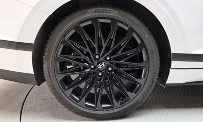 Hyundai Grandeur 2023, 24915 км, за 23939.65 USD