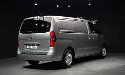 Hyundai Starex 2019, 28276 км, за 8930.31 USD