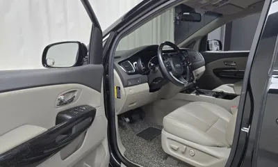 Kia Canival 2016, 131293 км, за 7053.65 USD - фото 10