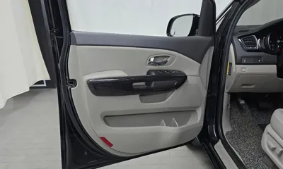 Kia Canival 2016, 131293 км, за 7053.65 USD - фото 24