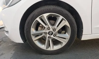 Hyundai Avante 2018, 54154 км, за 8064.52 USD