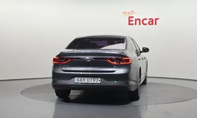 Renault-KoreaSamsung SM6 2016, 104860 км, за 5789.75 USD