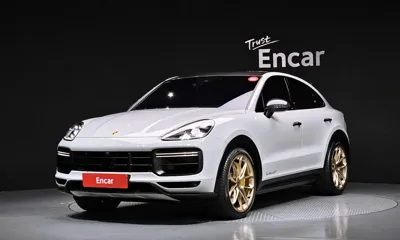 Porsche Cayenne · 2022 год