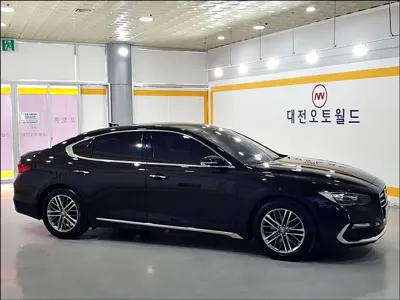 Hyundai Grandeur 2017, 146902 км, за 7035.83 USD