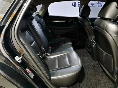 Hyundai Grandeur 2017, 146902 км, за 7035.83 USD - фото 17