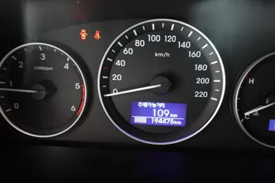 Hyundai Starex 2017, 194448 км, за 5448.34 USD - фото 8