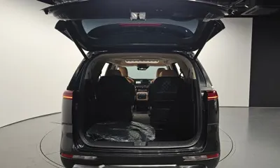 Kia Canival 2023, 18390 км, за 22909.28 USD - фото 20