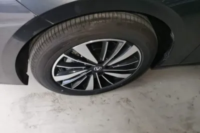 Changan Eado PHEV 2025, 100 км, за 12857 USD - фото 15