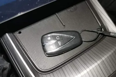 Changan Eado PHEV 2025, 100 км, за 12857 USD - фото 28