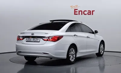 Hyundai Sonata 2010, 126704 км, за 2405.25 USD