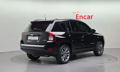 Jeep Compass 2015, 78179 км, за 5135.54 USD