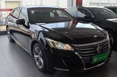 Toyota Crown 2015, 50200 км, за 20873 USD - фото 3