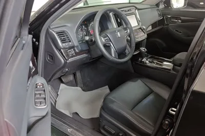 Toyota Crown 2015, 50200 км, за 20873 USD - фото 24