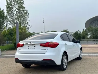 Kia K3 2016, 120000 км, за 2745.13 USD