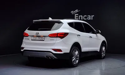 Hyundai Santafe 2016, 75801 км, за 8320.87 USD