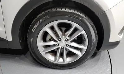 Hyundai Santafe 2016, 75801 км, за 8320.87 USD