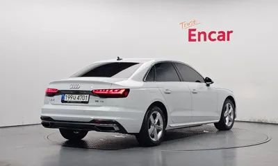 Audi A4 2021, 50824 км, за 16935.8 USD