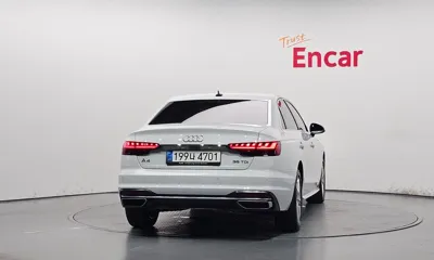 Audi A4 2021, 50824 км, за 16935.8 USD