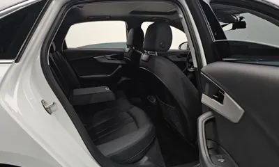 Audi A4 2021, 50824 км, за 16935.8 USD - фото 26