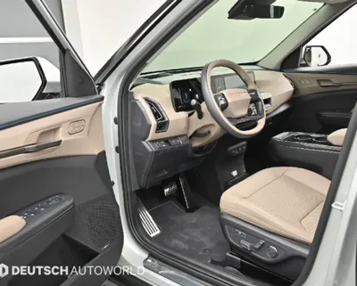 Kia EV5 2026, 10700 км, за 32158.33 USD - фото 11