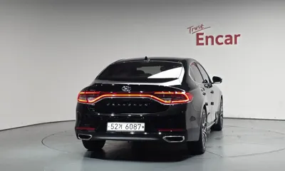Hyundai Grandeur 2018, 108785 км, за 10223.35 USD