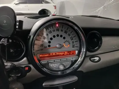 MINI Cooper 2010, 124049 км, за 2736.16 USD - фото 14