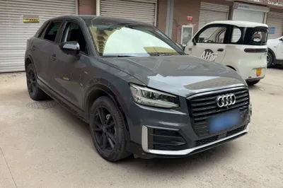 Audi Q2L 2018, 60200 км, за 12617 USD