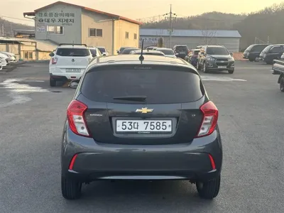 ChevroletGMDaewoo Spark 2017, 89000 км, за 2908.52 USD
