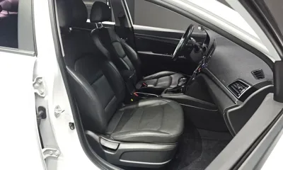 Hyundai Avante 2016, 158247 км, за 4493.06 USD - фото 11