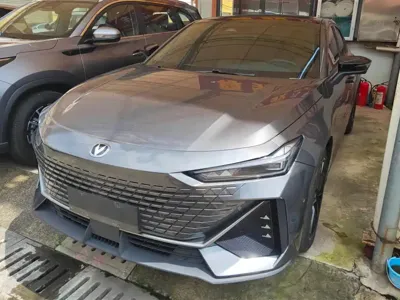 Changan UNI-V · 2022 год