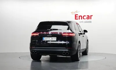 Porsche Cayenne 2021, 40197 км, за 54417.75 USD