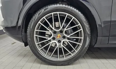 Porsche Cayenne 2021, 40197 км, за 54417.75 USD