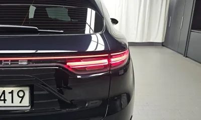 Porsche Cayenne 2021, 40197 км, за 54417.75 USD - фото 23