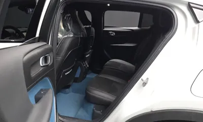 Volvo C40 2023, 50577 км, за 25928.84 USD - фото 26