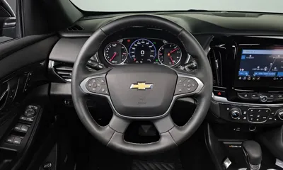 ChevroletGMDaewoo Traverse 2023, 25779 км, за 28145.67 USD - фото 14