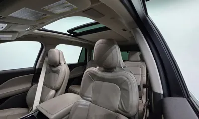 Lincoln Aviator 2020, 106643 км, за 19377.29 USD - фото 12