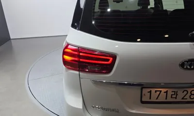 Kia Canival 2020, 55311 км, за 11641.76 USD - фото 23