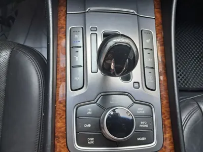 Hyundai Equus 2012, 160133 км, за 4591.43 USD - фото 10