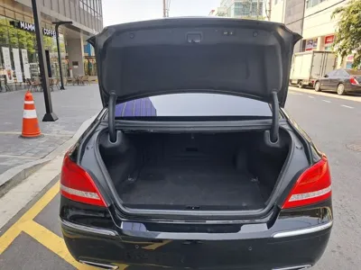Hyundai Equus 2012, 160133 км, за 4591.43 USD - фото 20