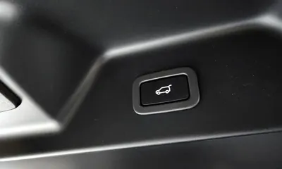 Land Rover Range Rover 2017, 104440 км, за 26372.33 USD - фото 31