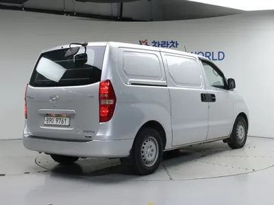 Hyundai Starex 2009, 234544 км, за 3275.57 USD