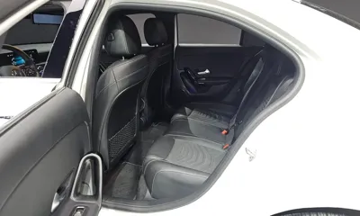Mercedes-Benz A-Class 2020, 36202 км, за 15071.4 USD - фото 12