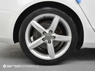 Audi A4 2012, 108036 км, за 3900.06 USD