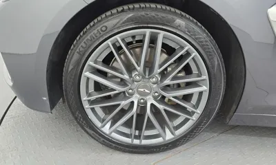 Genesis G70 2018, 116742 км, за 11892.96 USD
