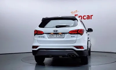 Hyundai Santafe 2017, 164042 км, за 8143.33 USD