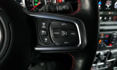 Jeep Wrangler 2020, 65841 км, за 24777 USD - фото 18