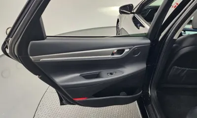 Hyundai Grandeur 2020, 28988 км, за 15765.48 USD - фото 25