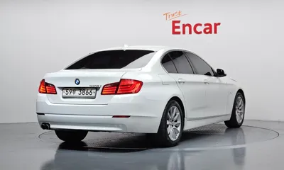 BMW 5-Series 2012, 103265 км, за 5863.2 USD