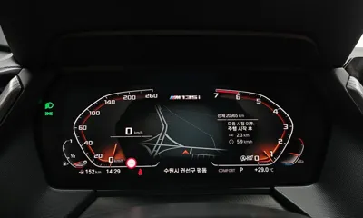 BMW 1-Series 2022, 20965 км, за 21333.86 USD - фото 8